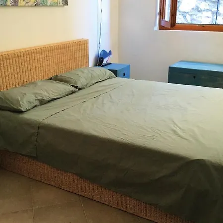 Casa Maja I Colombi - Goelba Апартаменты *